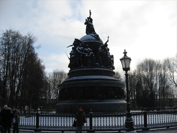 Памятник 1000-летию Руси